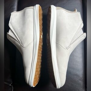 OluKai Hawai'iloa Manu Hope Sneaker Boot in VGUC-Size 9.